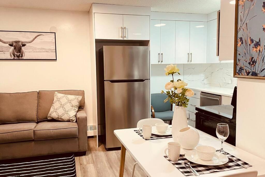 Unit #204 Cozy Mountain View 2Br In Canmore Downtown מראה חיצוני תמונה