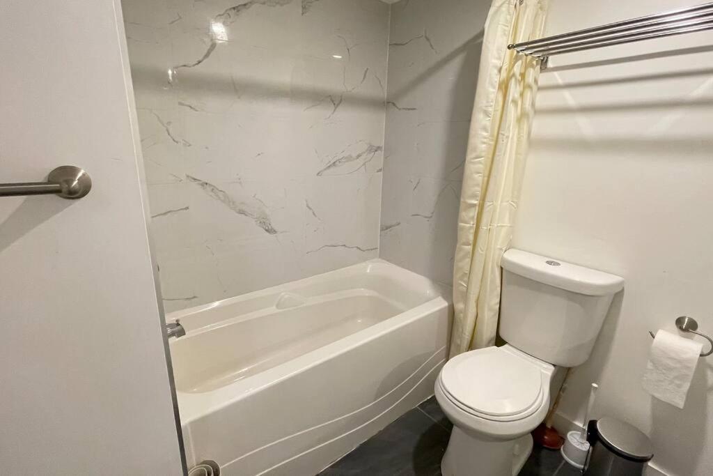 Unit #204 Cozy Mountain View 2Br In Canmore Downtown מראה חיצוני תמונה